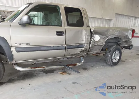 2003 Chevrolet Silverado 2500Hd Ls z USA, uszkodzony, nr VIN 1GCHK29U03E227520